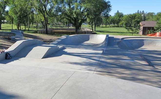 Step by Step Guide Skateboard for Beginners: How to Skateboard?