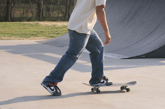 Step by Step Guide Skateboard for Beginners: How to Skateboard?
