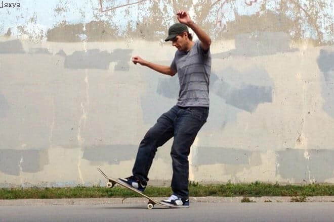 Step by Step Guide Skateboard for Beginners: How to Skateboard?