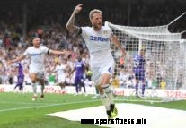 Leeds United 3-1 Stoke City Player Ratings: Hernandez shines