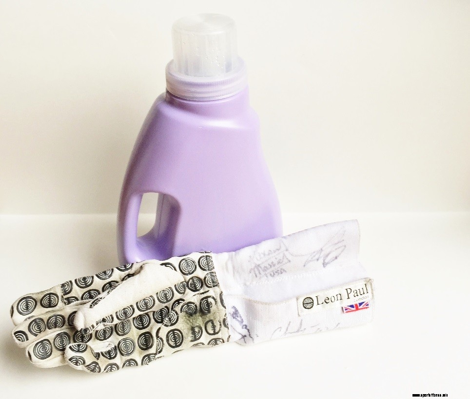 How to take care of a fencing glove