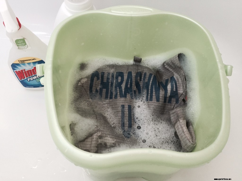 7 Tips for Cleaning a Fencing Lame from a Fencing Mom