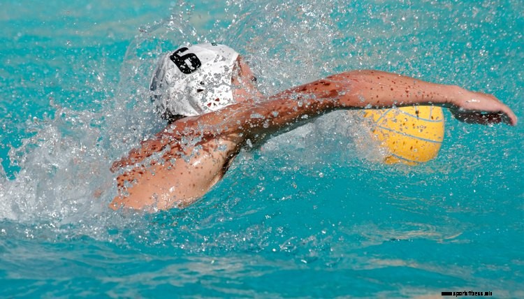5 Tips to Improve Your Water Polo Playing