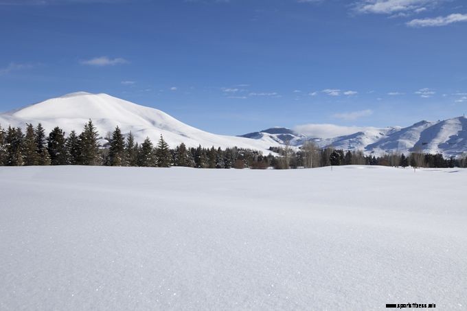 10 Best Road Trips For Skiers And Snowboarders