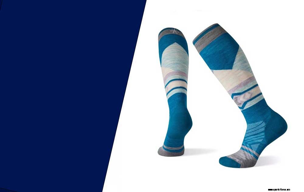 Best Ski Socks For Winter 2021-2022