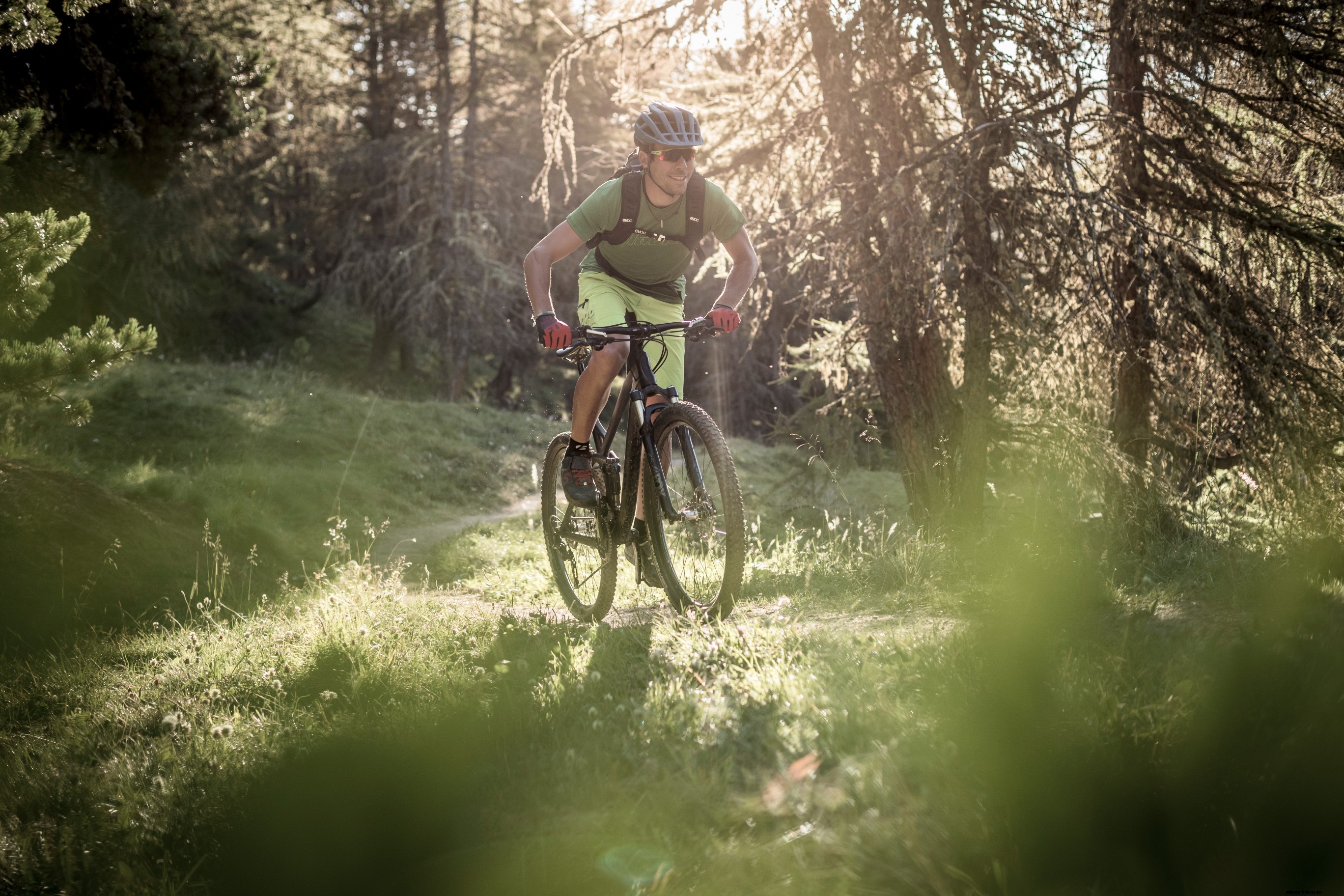 23 Tiny Thrills That Can Brighten Any Mountain Biker’s Day