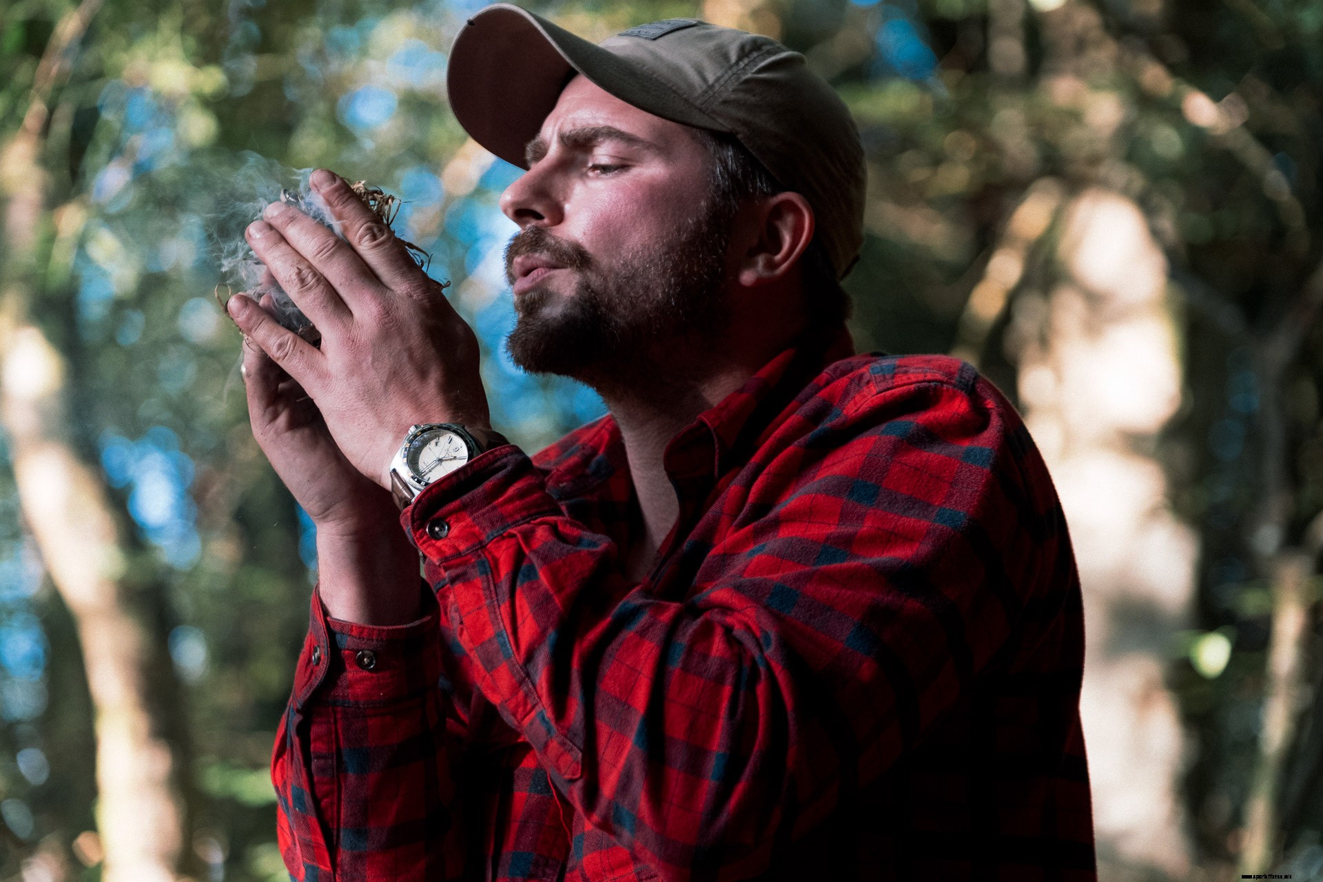 Filson x OM | Watch Bushcraft Expert Thom Hunt Reflect On The Art Of Making Fires