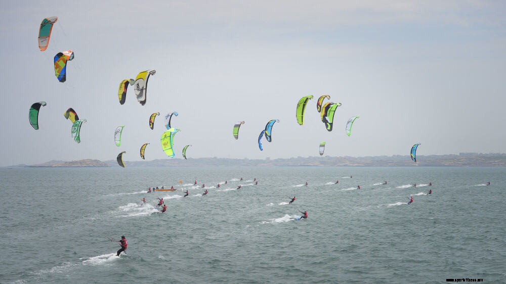 Kitesurfing in China: Everything You Need to Know (+9 Spots to Ride)