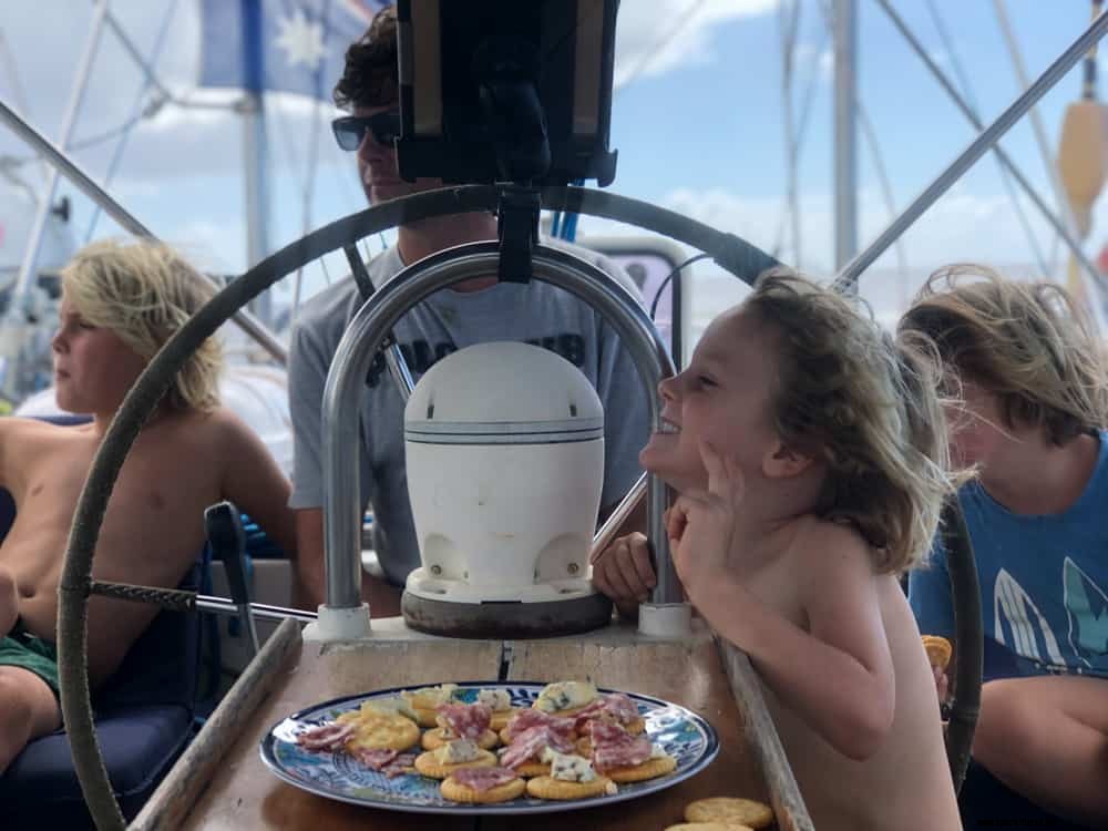3 Kids, 2 Years, 1 Sailboat in the Caribbean: Meet the Family who made it Happen