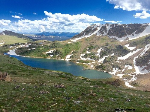 Skiing Bear Tooth Pass