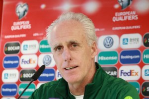 Mick McCarthy trenger å få Irland til å skyte for å slå Danmark 