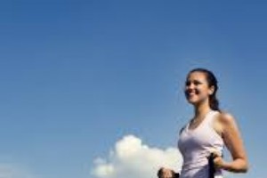 Tørrlandstrening med svømmestrekksnorer 