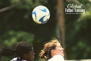 5 razões pelas quais ferimentos na cabeça ocorrem entre jogadoras de futebol 