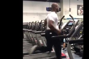 Trening kardio Adriana Petersona to wszelkiego rodzaju szaleństwo 