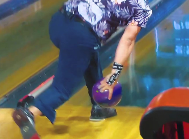 Cock handled bowling hand