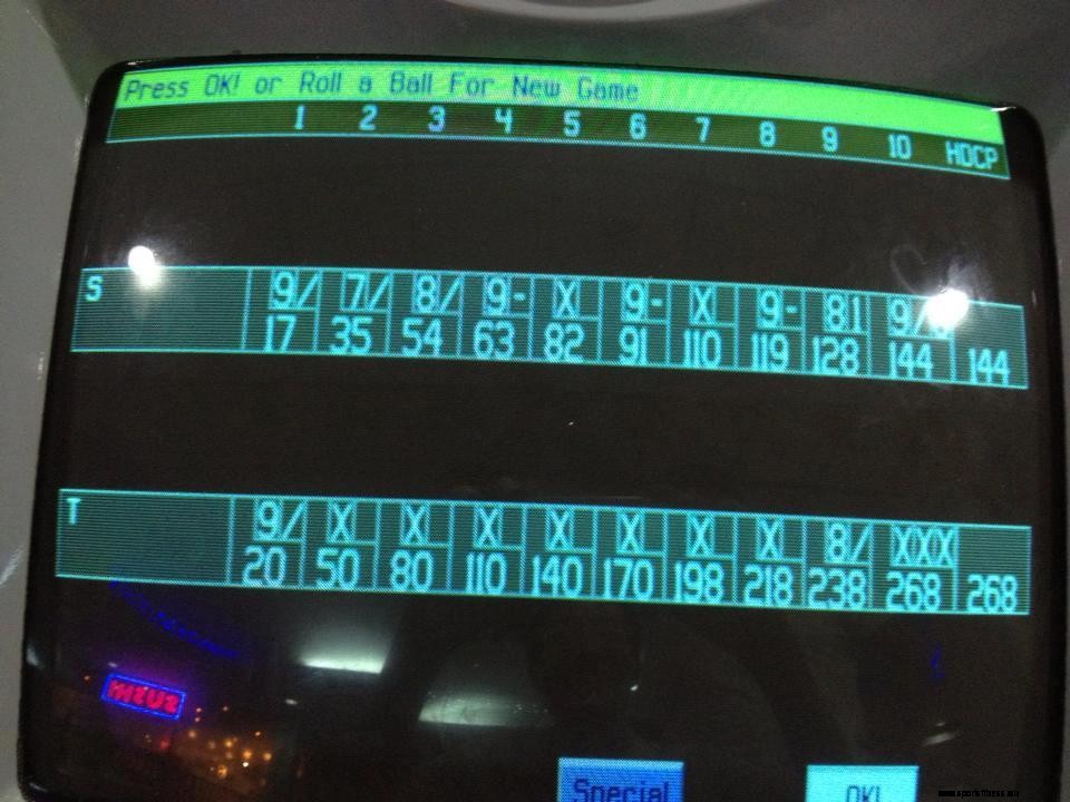 Hur man räknar ut poäng i 10-stifts (4) bowling 