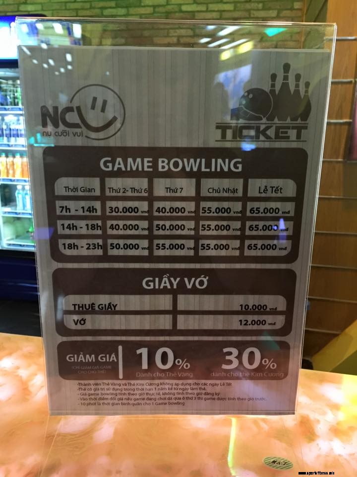Review Lane bowling at SC Vivo City District 7 Saigon - 1-25
