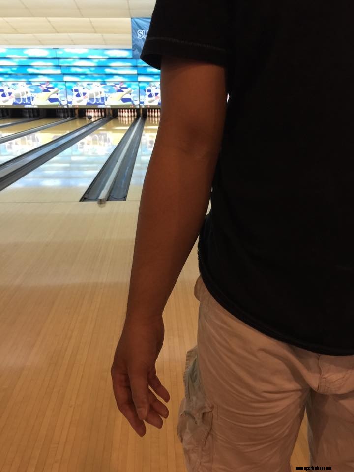canh-tay-luc-bowling-bowling-