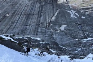 Half Dome ser første skinedstigning | Stejlt skiløb i Yosemite 